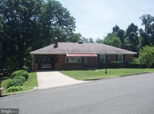 7409 Locust Dr, Hanover, MD 21076