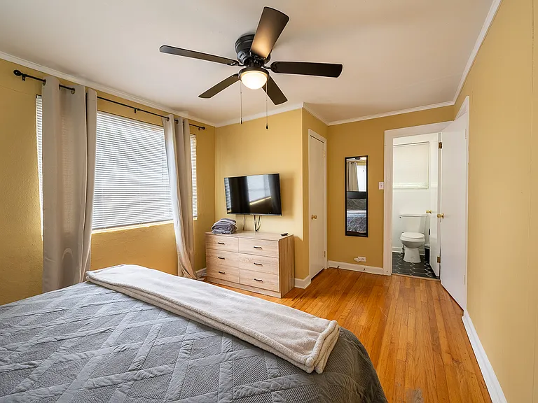 1803 Heath St — Photo 13