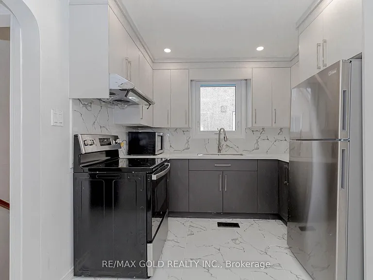 55 Hamilton St — Photo 6