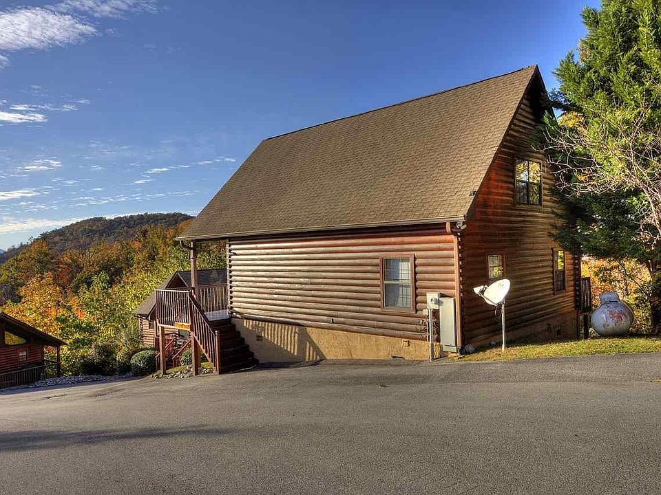 1st image of 1627 Pinewood Way #1AMAZINGCABIN