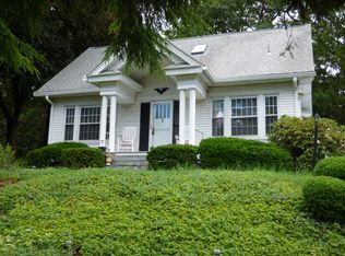 6 Pine Rd, Brewster, NY 10509