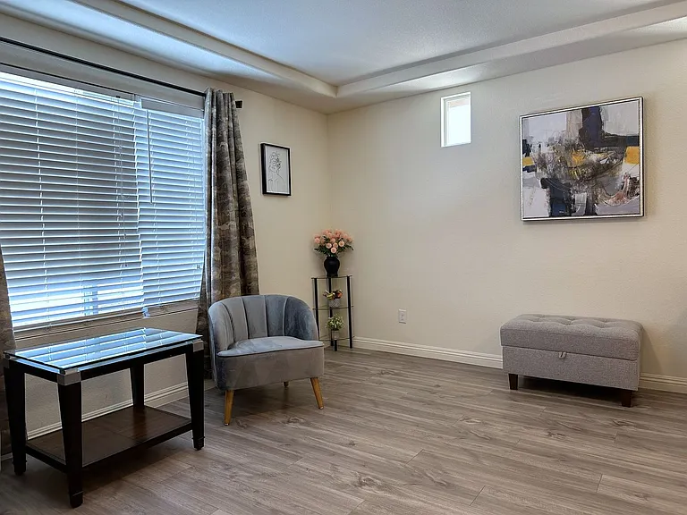 8573 Silver Coast St — Photo 30