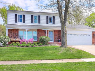 1054 Evergreen Dr, Carol Stream, IL, 60188