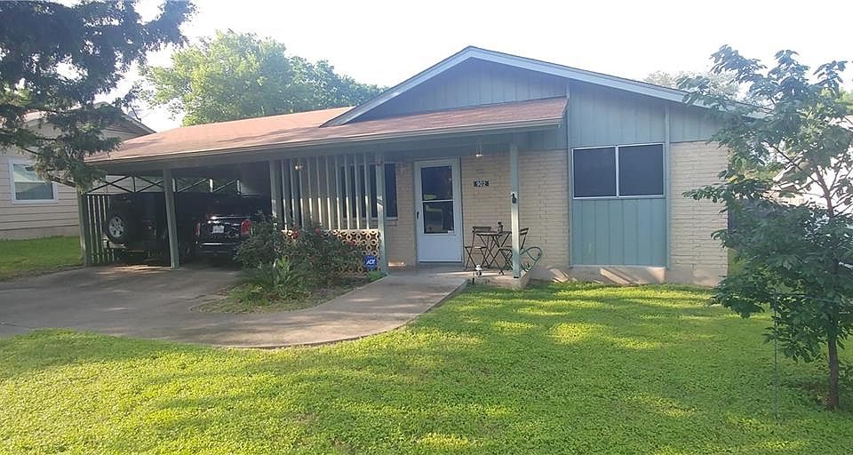 1st image of 902 Maryland Dr