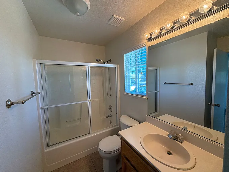 1100 Twinbridge Ct — Photo 14