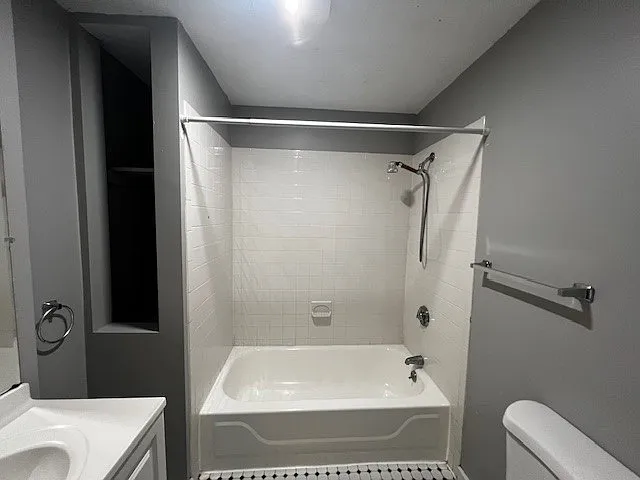 11 Sunset St #1 — Photo 7