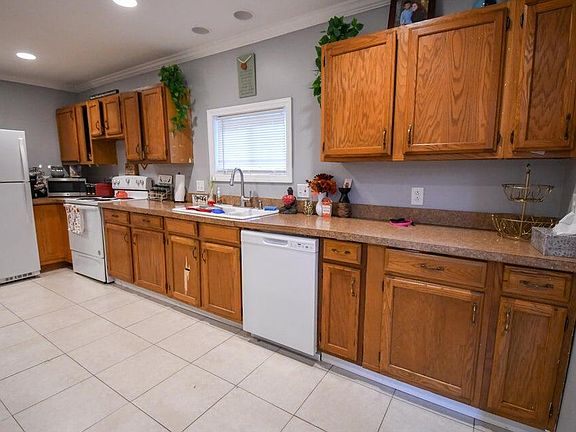 4th image of 22 Water Street