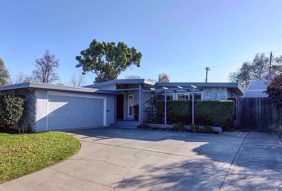 1st image of 4200 De Costa Ave