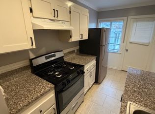 1929 11th St APT 1, Sacramento, CA 95811