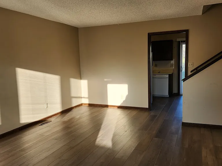 2018 Shirley Ln — Photo 3