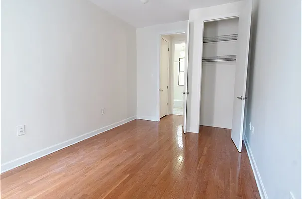 Rented by Compass | media 12