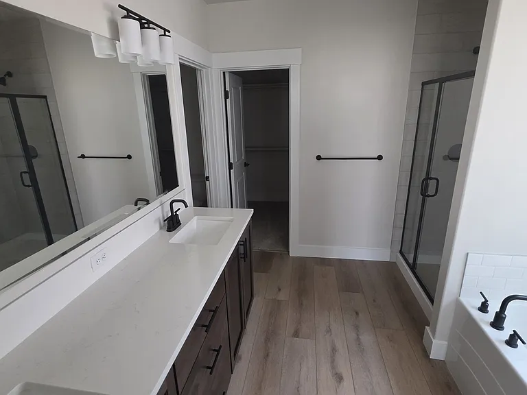 3304 E Fitz Roy Ct — Photo 17