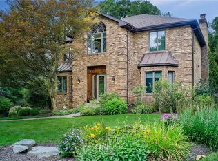 10478 Olde Villa Dr, Gibsonia, PA