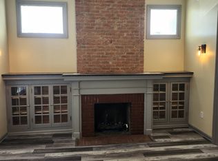 1201 SE 1st St #A, Evansville, IN 47713