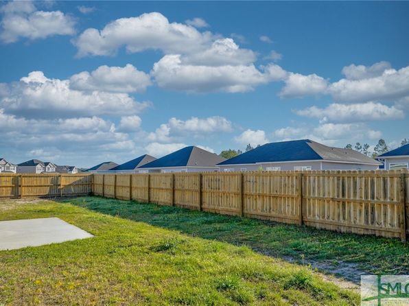 104 Fridley Ln, Hinesville, GA 31313