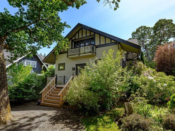 875 Richmond Ave, Victoria, BC V8S 3Z2