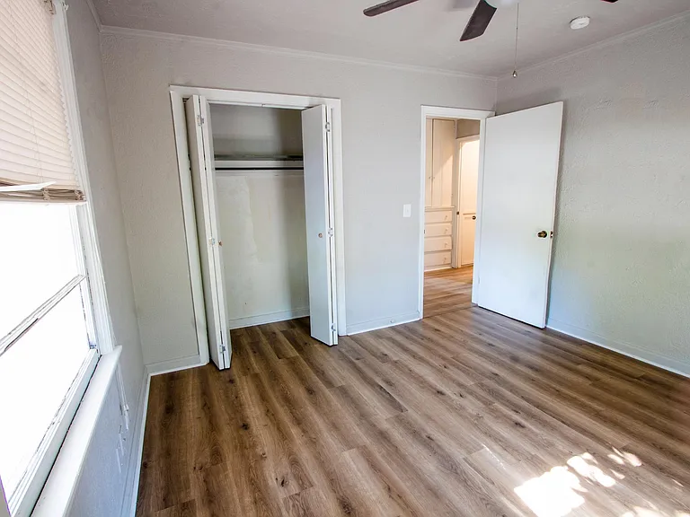 905 N Wilson Ave #A — Photo 15