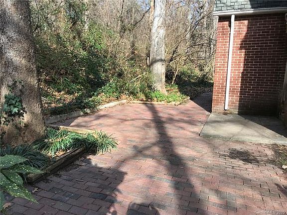 4th image of 403 N 14th St