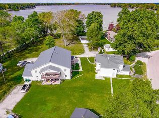 4479 E Shore Dr APT 6, Bremen, IN 46506