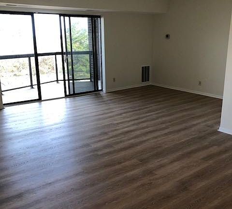 5th image of 8350 Greensboro Dr APT 416