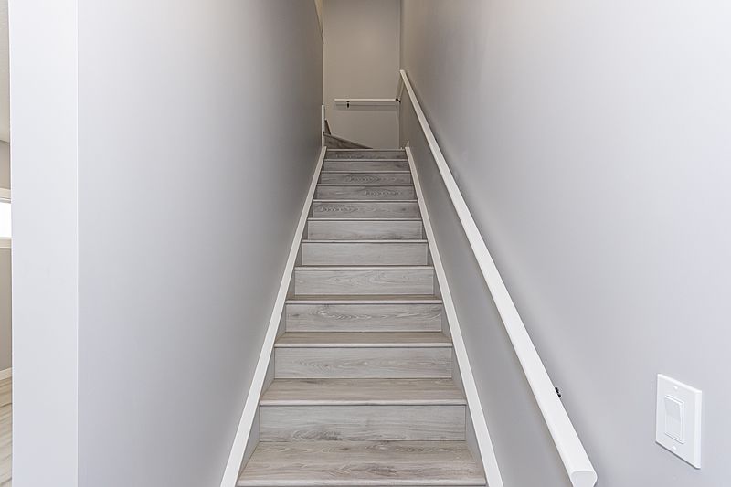 Edmonton Apartment for rent - 3 Bedrooms — photo 30