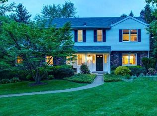 204 Springhouse Ln, Pittsburgh, PA 15238