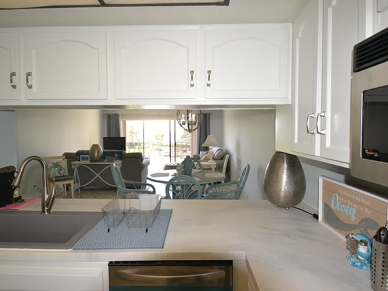 238 Mariner Dr — Photo 6