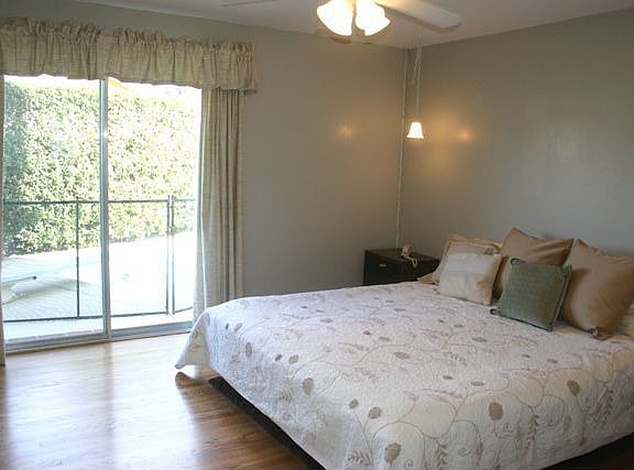 3rd image of 639 Pelican Ct