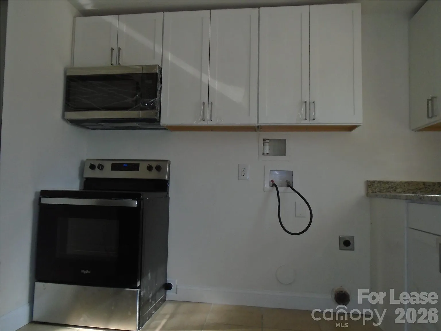 2 bed, 1.0 bath, $1,345 — Photo 3