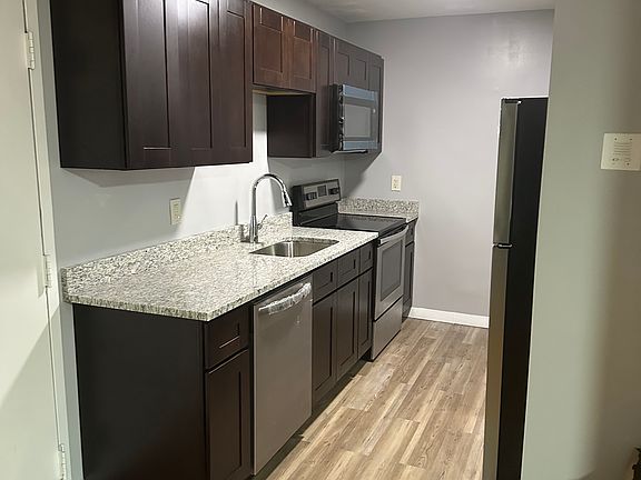 2nd image of 607 Charles St APT 11
