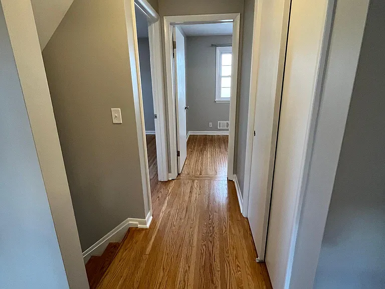 213 Magnolia Ave #B — Photo 11