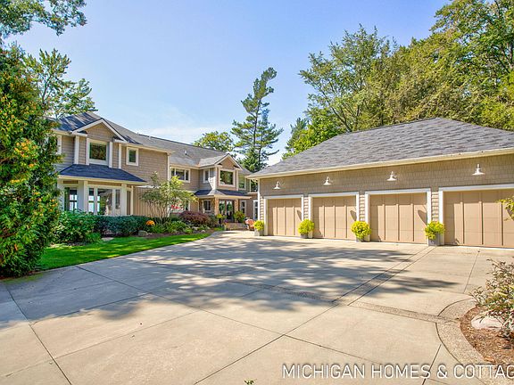 5th image of 1414 Waukazoo Dr