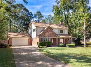 3 Green Blade Ln, Spring, TX 77380