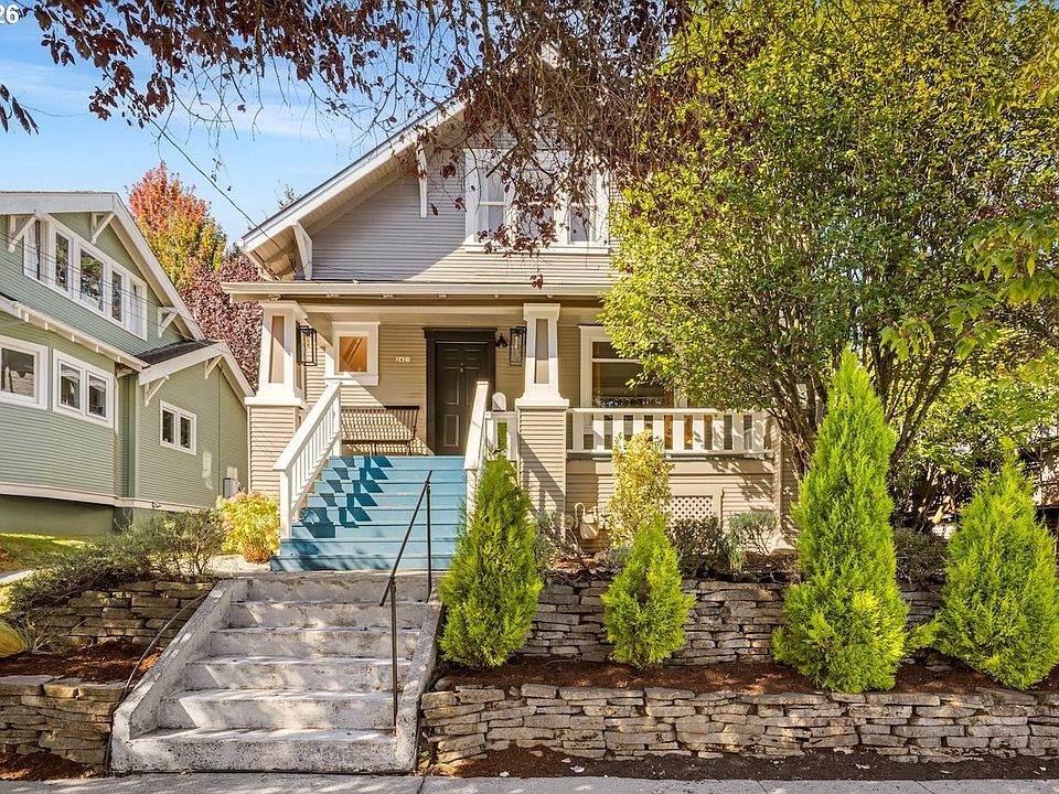 1st image of 2421 SE 48th Ave