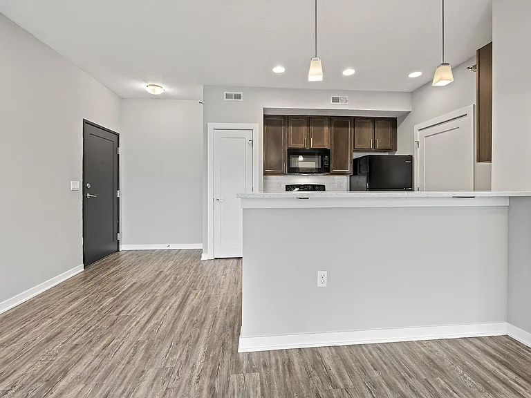 White Oak Apartments — Photo 15