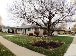 23134 Westbury St, Saint Clair Shores, MI