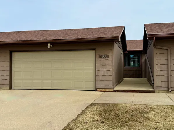 1808 Lakewood Ave, Albert Lea, MN 56007