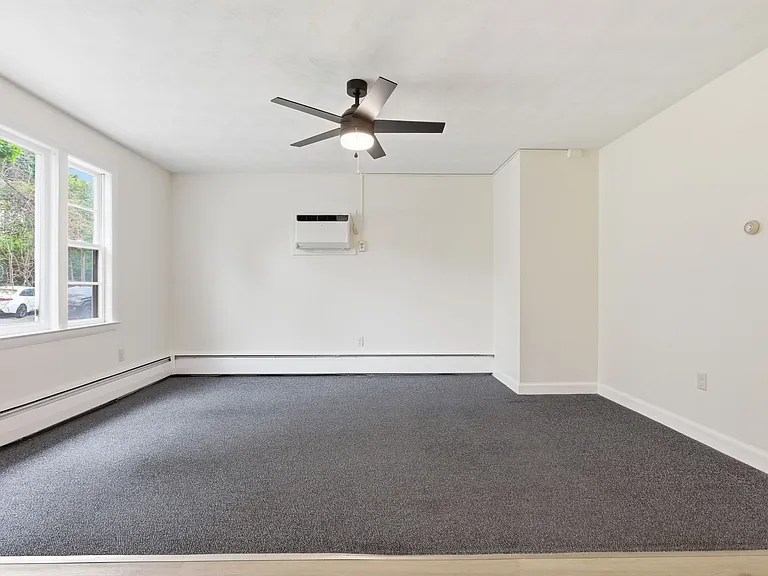 280 Washington St #2 — Photo 8