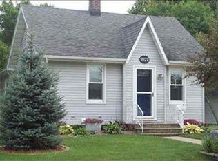 1822 Sycamore St, Waterloo, IA 50703