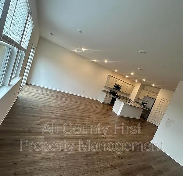2555 Adventure Way — Photo 5