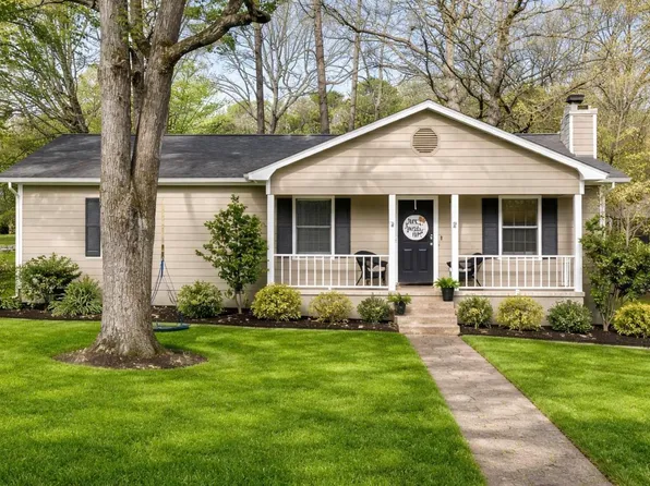 2 Cedar Ridge Ct, Little Rock, AR 72211