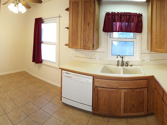 5th image of 1166 N 11th St