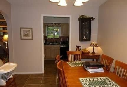 5th image of 4808 Rollingwood Ct