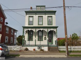 134 S 3rd St, Hamburg, PA 19526