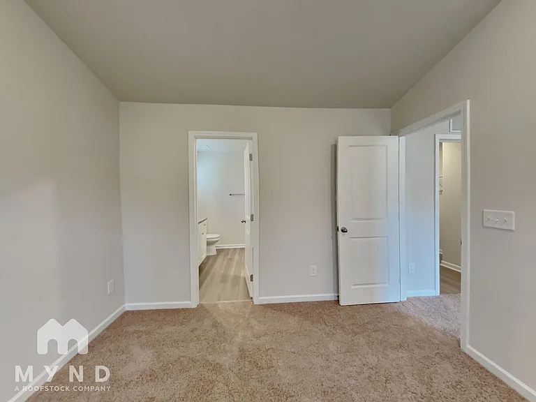 180 Everglade Way — Photo 11