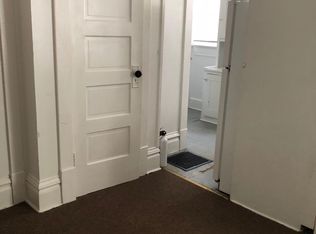 702 E Green St APT 2, Urbana, IL