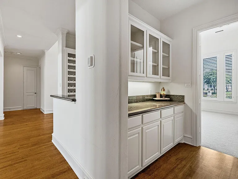5113 Malvern Dr — Photo 11