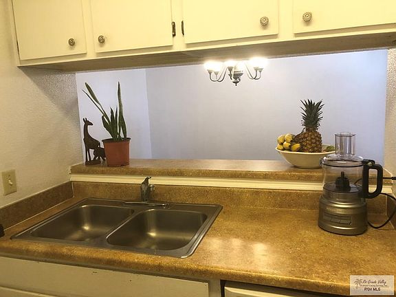 5th image of 4601 Carmen Ave #808