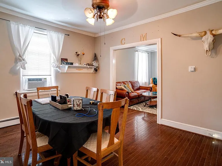 14 Elizabeth St #1 — Photo 8