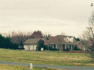 4861 Whitener Rd, Hickory, NC 28602